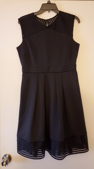 Dress - Picture 1 of 2